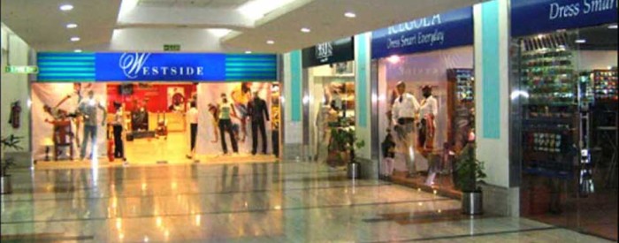 J509211903.view-of-inside-shops.74646l